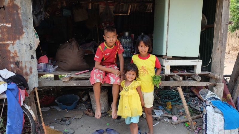 Ilustrasi anak-anak kurang mampu. (Foto: net)