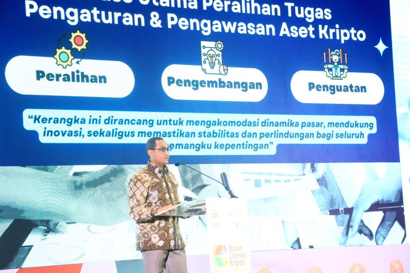 Kepala Eksekutif OJK Pengawas Inovasi Teknologi Sektor Keuangan, Aset Keuangan Digital, dan Aset Kripto (IAKD), Hasan Fawzi, saat sambutan dalam pembukaan Bulan Literasi Kripto (BLK) 2025 diselenggarakan oleh Aspakrindo di Jakarta, Senin (3/2/2025). (Foto: Humas OJK)