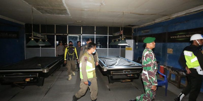 Satpol PP Palangka Raya terus menggencarkan dan memperketat pengawasan kegiatan tempat hiburan malam (THM) selama Ramadan. (Foto: Ist) 