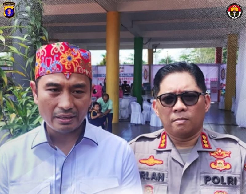 Kabid Humas Polda Kalteng, Kombes Pol Erlan Munaji, saat memberikan keterangan pers terkait penetapan tersangka Ketua GRIB jaya Kalteng, Kamis (22/5/2025). (Foto: Humas Polda Kalteng)
